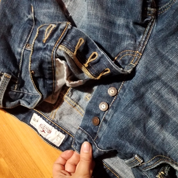 - Hollister part of 3 for 25 sale - Picture 3 of 5